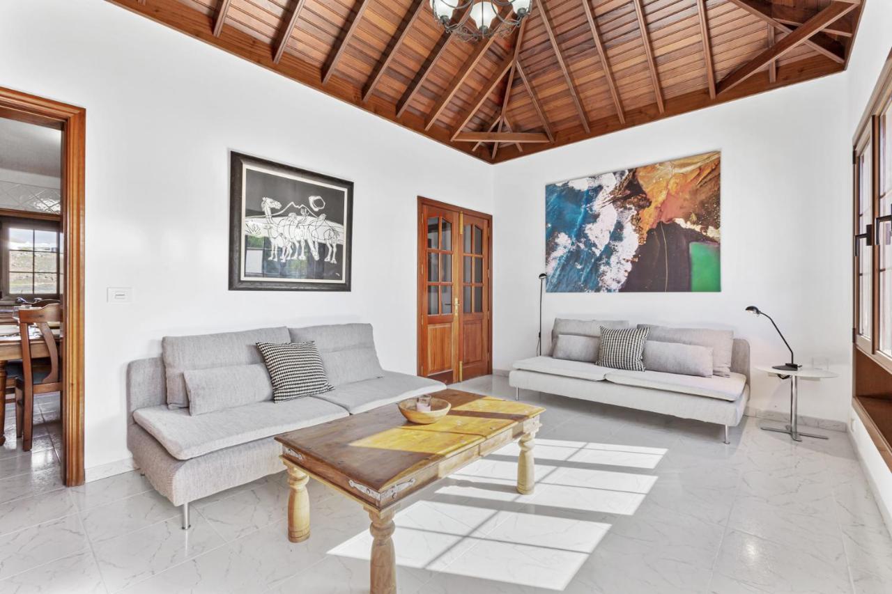 Villa Reymar Tias Exterior photo